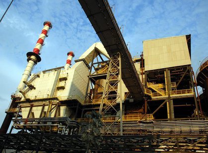 A general view of Brazilian mining giant Vale's aluminium refinery in Barcarena, in the northen Brazilian state of Para, August 14, 2008. RE A general view of Brazilian mining giant Vale's aluminium refinery in Barcarena, in the northen Brazilian state of Para, August 14, 2008. RE