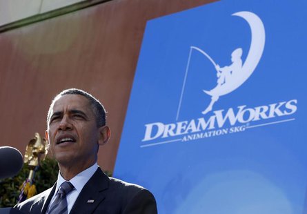 U.S. President Barack Obama speaks to workers on the economy at DreamWorks Animation in Glendale, California November 26, 2013. REUTERS/Jaso U.S. President Barack Obama speaks to workers on the economy at DreamWorks Animation in Glendale, California November 26, 2013. REUTERS/Jaso