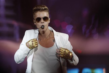 Canadian singer Justin Bieber performs in a concert at the Atlantico pavilion in Lisbon March 11, 2013. REUTERS/Hugo Correia Canadian singer Justin Bieber performs in a concert at the Atlantico pavilion in Lisbon March 11, 2013. REUTERS/Hugo Correia