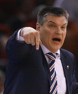 CSKA Moscow's coach Evgeny Pashutin reacts during his team's Euroleague Basketball Final Four semifinal game against Regal FC Barcelona in P CSKA Moscow's coach Evgeny Pashutin reacts during his team's Euroleague Basketball Final Four semifinal game against Regal FC Barcelona in P