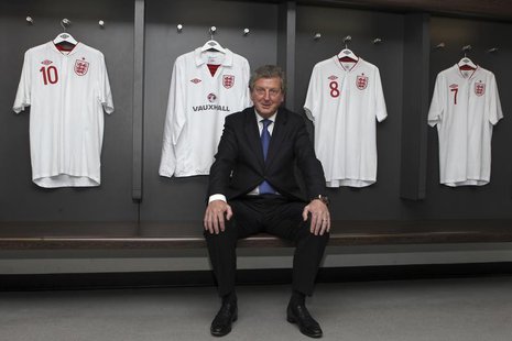 Newly appointed England soccer manager Roy Hodgson poses for a photograph in the home dressing room at Wembley Stadium in London May 1, 2012 Newly appointed England soccer manager Roy Hodgson poses for a photograph in the home dressing room at Wembley Stadium in London May 1, 2012
