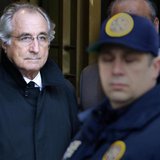 Accused swindler Bernard Madoff exits the Manhattan federal court house in New York January 14, 2009. REUTERS/Brendan McDermid Accused swindler Bernard Madoff exits the Manhattan federal court house in New York January 14, 2009. REUTERS/Brendan McDermid