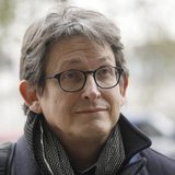 The editor of The Guardian Alan Rusbridger arrives at Portcullis House in London December 3, 2013. REUTERS/Luke MacGregor The editor of The Guardian Alan Rusbridger arrives at Portcullis House in London December 3, 2013. REUTERS/Luke MacGregor