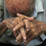 An elderly man rests at the Santovenia Asylum in Havana July 6, 2009. REUTERS/Enrique De La Osa An elderly man rests at the Santovenia Asylum in Havana July 6, 2009. REUTERS/Enrique De La Osa