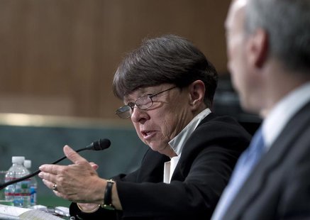 SEC Chair Mary Jo White testifies at a Senate Banking, Housing and Urban Affairs Committee hearing on Capitol Hill July 30, 2013. REUTERS/Jo SEC Chair Mary Jo White testifies at a Senate Banking, Housing and Urban Affairs Committee hearing on Capitol Hill July 30, 2013. REUTERS/Jo