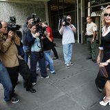 U.S. actress Farrah Fawcett (R) is surrounded by photographers as she arrives at Municipal Court to serve jury duty in Beverly Hills on July U.S. actress Farrah Fawcett (R) is surrounded by photographers as she arrives at Municipal Court to serve jury duty in Beverly Hills on July