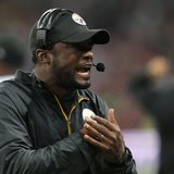 Pittsburgh Steelers head coach Mike Tomlin directs his team's play in the third quarter of play against the Minnesota Vikings during their N Pittsburgh Steelers head coach Mike Tomlin directs his team's play in the third quarter of play against the Minnesota Vikings during their N