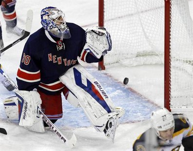 Nov 19, 2013; New York, NY, USA; New York Rangers goalie Henrik Lundqvist (30) reacts to giving up a goal to Boston Bruins right wing Shawn Nov 19, 2013; New York, NY, USA; New York Rangers goalie Henrik Lundqvist (30) reacts to giving up a goal to Boston Bruins right wing Shawn