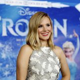 Cast member Kristen Bell poses at the premiere of "Frozen" at El Capitan theatre in Hollywood, California November 19, 2013. REUTERS/Mario A Cast member Kristen Bell poses at the premiere of "Frozen" at El Capitan theatre in Hollywood, California November 19, 2013. REUTERS/Mario A