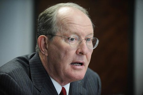 U.S. Senator Lamar Alexander (R-TN) speaks during the Reuters Washington Summit in Washington November 9, 2011. REUTERS/Jonathan Ernst U.S. Senator Lamar Alexander (R-TN) speaks during the Reuters Washington Summit in Washington November 9, 2011. REUTERS/Jonathan Ernst