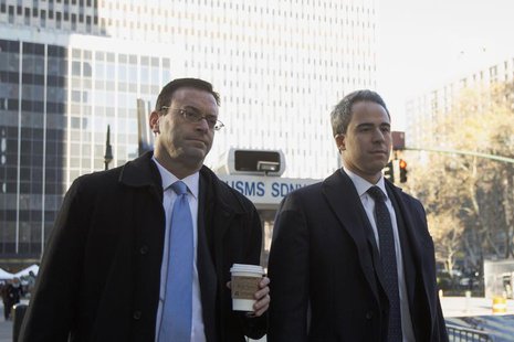 Former SAC Capital portfolio manager Michael Steinberg (R) arrives with his lawyer Barry Berke at the Manhattan Federal Courthouse in New Yo Former SAC Capital portfolio manager Michael Steinberg (R) arrives with his lawyer Barry Berke at the Manhattan Federal Courthouse in New Yo