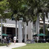 Students walk on the campus of the University of Miami in Coral Gables, Florida April 17, 2009. REUTERS/Joe Skipper Students walk on the campus of the University of Miami in Coral Gables, Florida April 17, 2009. REUTERS/Joe Skipper