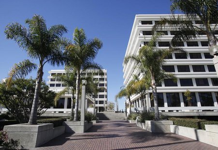 The headquarters of investment firm PIMCO is shown in this photo taken in Newport Beach, California January 26, 2012. REUTERS/Lori Shepler The headquarters of investment firm PIMCO is shown in this photo taken in Newport Beach, California January 26, 2012. REUTERS/Lori Shepler