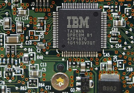 An IBM Central Processor Unit (CPU) is seen on a Hard Disk Drive (HDD) controller in Kiev, March 5, 2012. REUTERS/Gleb Garanich An IBM Central Processor Unit (CPU) is seen on a Hard Disk Drive (HDD) controller in Kiev, March 5, 2012. REUTERS/Gleb Garanich