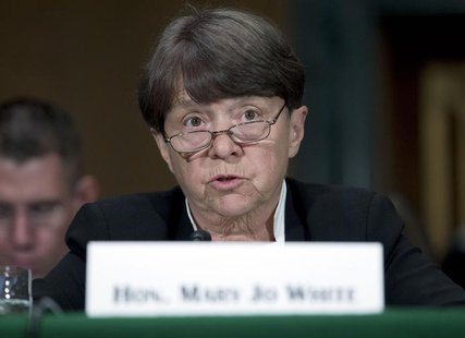 SEC Chair Mary Jo White testifies at a Senate Banking, Housing and Urban Affairs Committee hearing on Capitol Hill July 30, 2013. REUTERS/Jo SEC Chair Mary Jo White testifies at a Senate Banking, Housing and Urban Affairs Committee hearing on Capitol Hill July 30, 2013. REUTERS/Jo