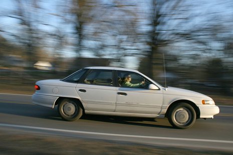 Driving a car (Photo from: Ildar Sagdejev/Creative Commons). Driving a car (Photo from: Ildar Sagdejev/Creative Commons).