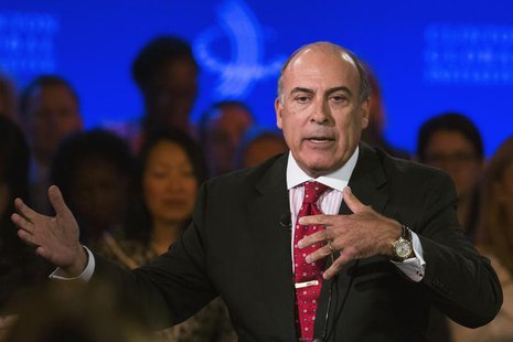 Muhtar Kent, chairman and CEO of the Coca-Cola Company speaks at the Clinton Global Initiative (CGI) in New York September 25, 2013. REUTERS Muhtar Kent, chairman and CEO of the Coca-Cola Company speaks at the Clinton Global Initiative (CGI) in New York September 25, 2013. REUTERS
