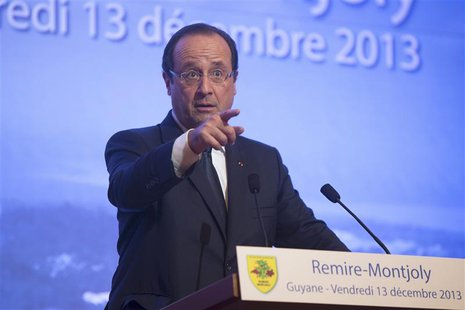 French President Francois Hollande speaks at the town hall in Remire-Montjoly December 13, 2013. REUTERS/Ronan Lietar French President Francois Hollande speaks at the town hall in Remire-Montjoly December 13, 2013. REUTERS/Ronan Lietar