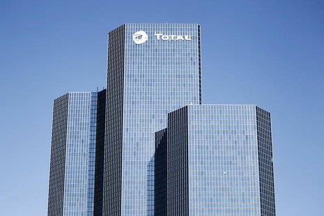 View of French oil giant Total headquarters in the financial district of la Defense near Paris March 8, 2010. REUTERS/Charles Platiau View of French oil giant Total headquarters in the financial district of la Defense near Paris March 8, 2010. REUTERS/Charles Platiau