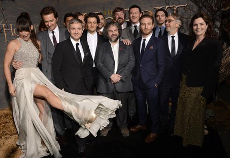 Cast and crew members pose for photographers at the premiere of the film "The Hobbit: The Desolation of Smaug" in Los Angeles December 2, 20 Cast and crew members pose for photographers at the premiere of the film "The Hobbit: The Desolation of Smaug" in Los Angeles December 2, 20