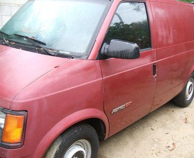 photo supplied by Vigo County Sheriff.
Suspect van may look like this one. photo supplied by Vigo County Sheriff.
Suspect van may look like this one.