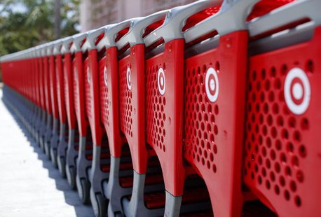 Shopping carts from a Target store are lined up in Encinitas, California May 22, 2013. REUTERS/Mike Blake Shopping carts from a Target store are lined up in Encinitas, California May 22, 2013. REUTERS/Mike Blake