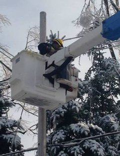 Making repairs is tough, dangerous, cold and time consuming work. Making repairs is tough, dangerous, cold and time consuming work.