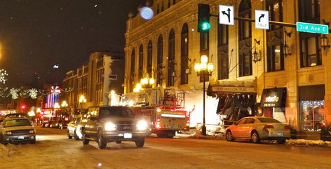 Front awning of the Greysolon Plaza partially collapses Saturday night Front awning of the Greysolon Plaza partially collapses Saturday night