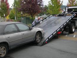 Tow truck Photo: Wikimedia Tow truck Photo: Wikimedia