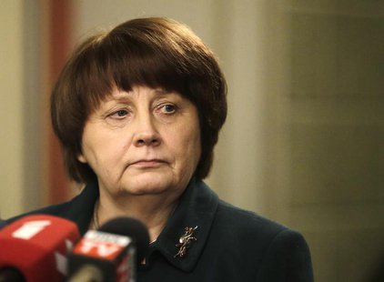 Newly appointed Prime Minister Laimdota Straujuma listens to a question during a news conference in Riga January 6, 2014. REUTERS/Ints Kalni Newly appointed Prime Minister Laimdota Straujuma listens to a question during a news conference in Riga January 6, 2014. REUTERS/Ints Kalni