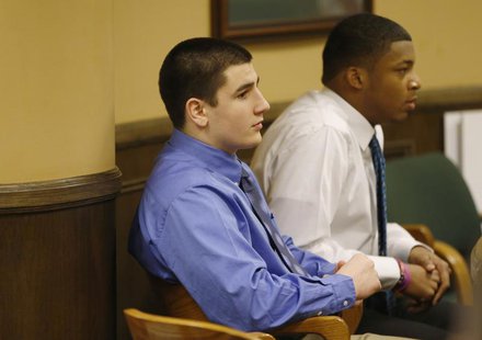 Trent Mays (L) and Ma'lik Richmond (R) sit in juvenile court in Steubenville, Ohio, March 15, 2013. REUTERS/Keith Srakocic/Pool Trent Mays (L) and Ma'lik Richmond (R) sit in juvenile court in Steubenville, Ohio, March 15, 2013. REUTERS/Keith Srakocic/Pool