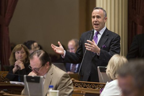 California Senate president pro tempore Darrell Steinberg (D-Sacramento) argues in favor of his bill SB743, which modifies the California En California Senate president pro tempore Darrell Steinberg (D-Sacramento) argues in favor of his bill SB743, which modifies the California En