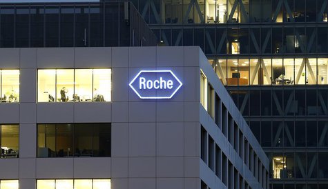 The logo of Swiss pharmaceutical company Roche is seen at a plant in the central Swiss village of Rotkreuz November 6, 2013. REUTERS/Arnd Wi The logo of Swiss pharmaceutical company Roche is seen at a plant in the central Swiss village of Rotkreuz November 6, 2013. REUTERS/Arnd Wi