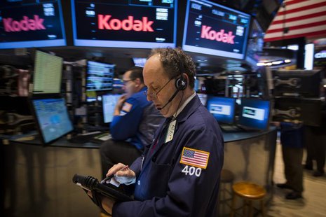 A trader works on the floor of the New York Stock Exchange in the Manhattan borough of New York January 8, 2014. REUTERS/Lucas Jackson A trader works on the floor of the New York Stock Exchange in the Manhattan borough of New York January 8, 2014. REUTERS/Lucas Jackson