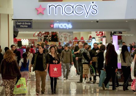 Black Friday shoppers walk inside the Glendale Galleria in Glendale, California November 29, 2013. REUTERS/Jonathan Alcorn Black Friday shoppers walk inside the Glendale Galleria in Glendale, California November 29, 2013. REUTERS/Jonathan Alcorn
