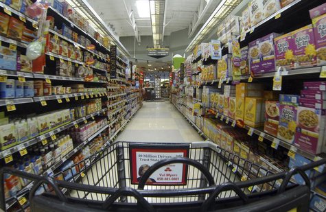 Breakfast cereal is shown for sale at a Ralphs grocery store in Del Mar, California, March 6, 2013. REUTERS/Mike Blake Breakfast cereal is shown for sale at a Ralphs grocery store in Del Mar, California, March 6, 2013. REUTERS/Mike Blake