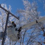 Consumers Energy crew goes to work on outage. Consumers Energy crew goes to work on outage.