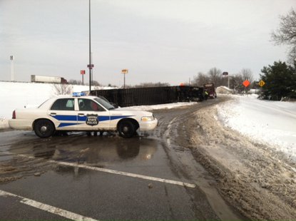 tractor-trailer rollover on the entrance ramp to eastbound Interstate 70 at US41.
picture provided by Indiana State Police tractor-trailer rollover on the entrance ramp to eastbound Interstate 70 at US41.
picture provided by Indiana State Police