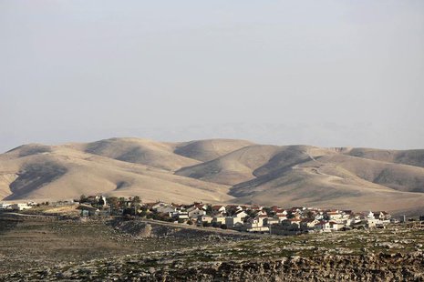 A general view of the West Bank Jewish settlement of Maale Adumim is seen near Jerusalem January 3, 2014. REUTERS/Ammar Awad A general view of the West Bank Jewish settlement of Maale Adumim is seen near Jerusalem January 3, 2014. REUTERS/Ammar Awad
