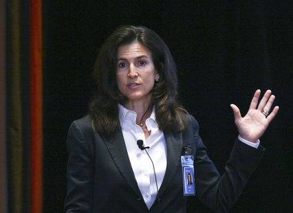 Walmart Chief Financial Officer (CFO) Cathy Smith speaks to reporters in Rogers, Arkansas June 3, 2010. REUTERS/Sarah Conard Walmart Chief Financial Officer (CFO) Cathy Smith speaks to reporters in Rogers, Arkansas June 3, 2010. REUTERS/Sarah Conard