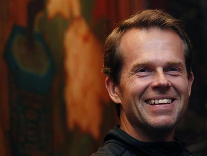 Sweden's Stefan Edberg attends a news conference for the upcoming Hong Kong Tennis Classic in Hong Kong January 3, 2011. REUTERS/Bobby Yip Sweden's Stefan Edberg attends a news conference for the upcoming Hong Kong Tennis Classic in Hong Kong January 3, 2011. REUTERS/Bobby Yip