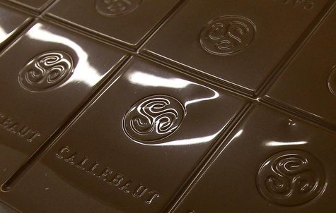 A chocolate bar is seen at Barry Callebaut factory in Lebbeke September 29, 2011. REUTERS/Yves Herman A chocolate bar is seen at Barry Callebaut factory in Lebbeke September 29, 2011. REUTERS/Yves Herman
