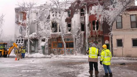 Deadly New Year's Day fire in Minneapolis. (Credit: CBS) Deadly New Year's Day fire in Minneapolis. (Credit: CBS)