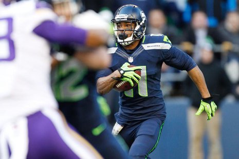 Nov 17, 2013; Seattle, WA, USA; Seattle Seahawks wide receiver Percy Harvin (11) returns a kickoff against the Minnesota Vikings during the Nov 17, 2013; Seattle, WA, USA; Seattle Seahawks wide receiver Percy Harvin (11) returns a kickoff against the Minnesota Vikings during the
