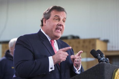 New Jersey Governor Chris Christie speaks to media and homeowners about the ongoing recovery from Hurricane Sandy in Manahawkin, New Jersey New Jersey Governor Chris Christie speaks to media and homeowners about the ongoing recovery from Hurricane Sandy in Manahawkin, New Jersey