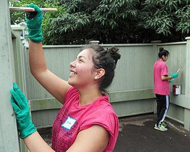 Hope students volunteering in the community during a "Time to Serve." (photo courtesy Hope College) Hope students volunteering in the community during a "Time to Serve." (photo courtesy Hope College)