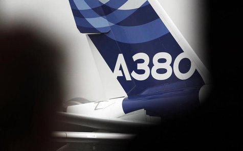 An A380 Airbus arrives on the tarmac during the Airbus annual press conference in Colomiers, near Toulouse, January 13, 2014. REUTERS/Regis An A380 Airbus arrives on the tarmac during the Airbus annual press conference in Colomiers, near Toulouse, January 13, 2014. REUTERS/Regis
