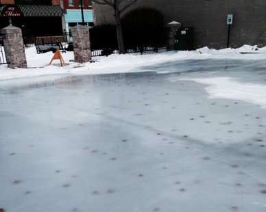 Zeeland's seasonal ice rink (courtesy city of Zeeland) Zeeland's seasonal ice rink (courtesy city of Zeeland)