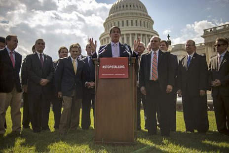 Sen. David Vitter (R-LA) speaks to reporters outside the Capitol about the government shutdown in Washington October 1, 2013. REUTERS/James Sen. David Vitter (R-LA) speaks to reporters outside the Capitol about the government shutdown in Washington October 1, 2013. REUTERS/James
