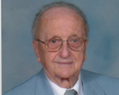 Lloyd VanRaalte (photo courtesy Fields-McKinley Funeral and Cremation Services) Lloyd VanRaalte (photo courtesy Fields-McKinley Funeral and Cremation Services)